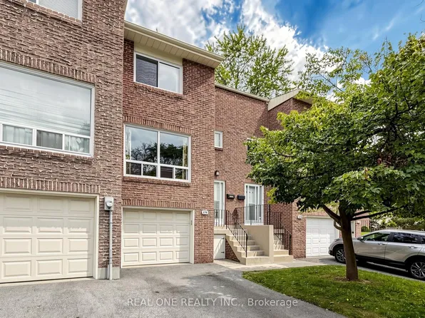 174 Rusty Crestway, Toronto, ON M2J 2Y6