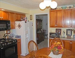 1st image of 399 Sheffield Dr