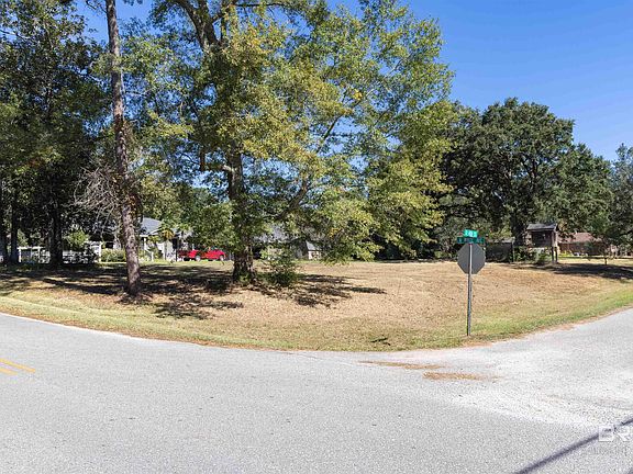 3rd image of 0 N White Ave #1