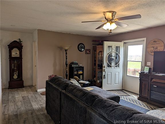 5th image of 4510 Vineyard Road