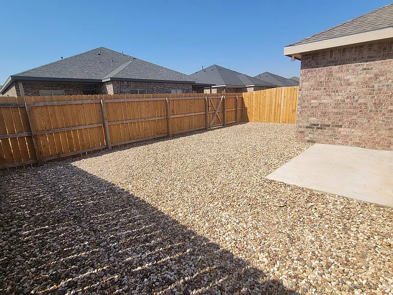 5507 Jarvis St #A — Photo 16