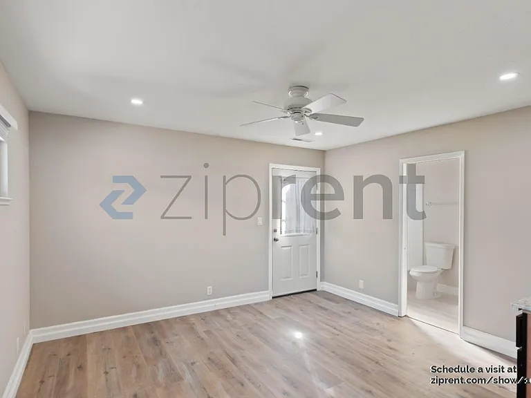 1729 Laine Ave #2 — Photo 5
