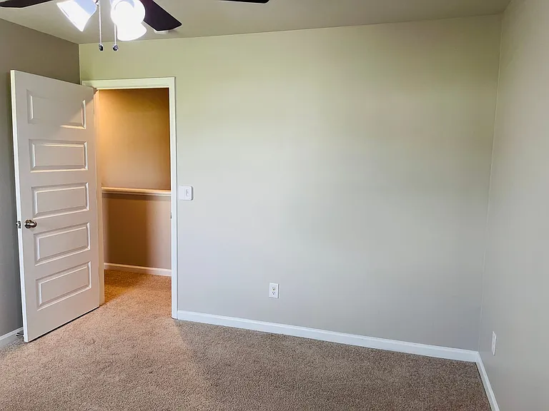 19 White Spruce Way — Photo 42