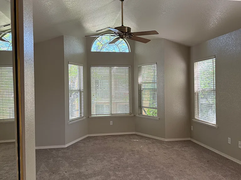 1851 Mountain Vista Way — Photo 10