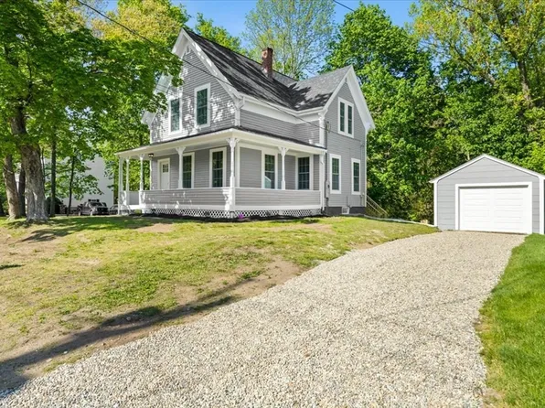 33 Brookline St, Abington, MA 02351