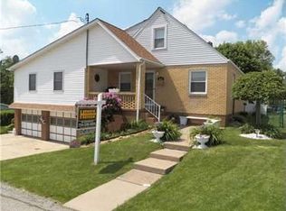 2615 Chambers St, Lower Burrell, PA 15068