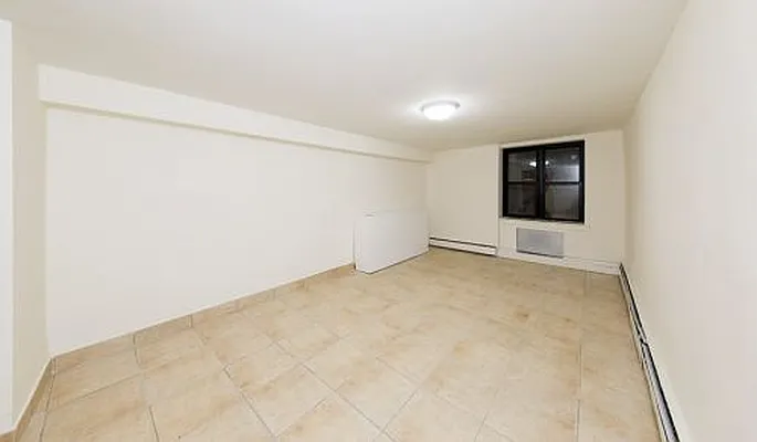 Rented by New York City Apartments | media 8