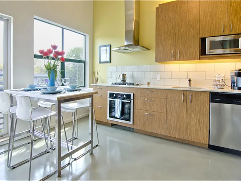3531 NE 15th Ave — Photo 9