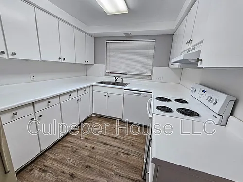 4102 Garden Estates Dr Photo 1