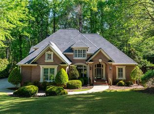 1215 River Laurel Dr, Suwanee, GA 30024