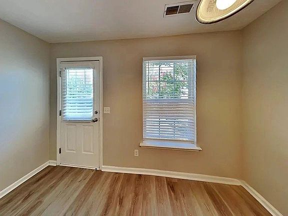 3rd image of 901 Sky Valley Trl #1