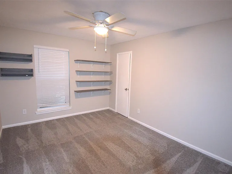 4903 Algernon Dr — Photo 15