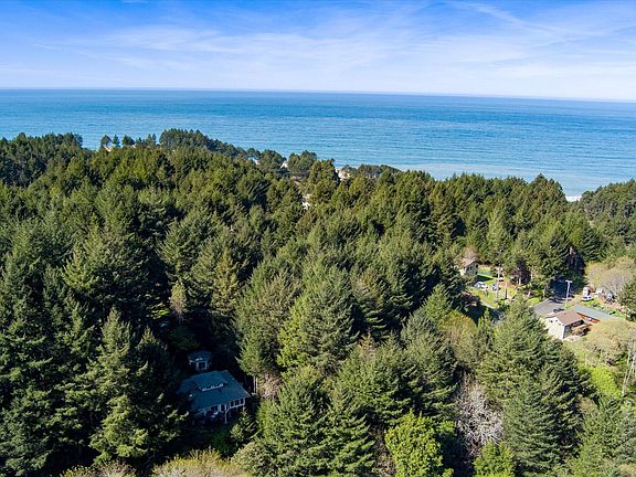 3rd image of 472 Beach Rd