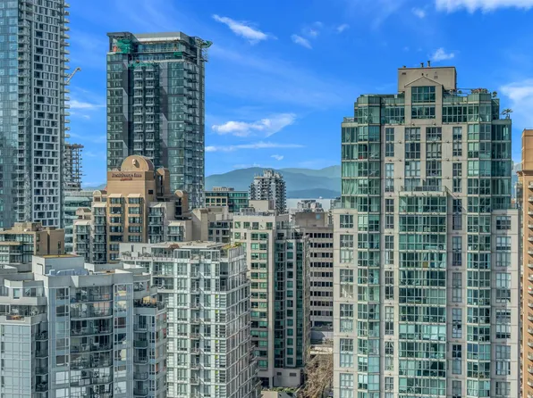 1199 Seymour St #2502, Vancouver, BC V6B 1K3