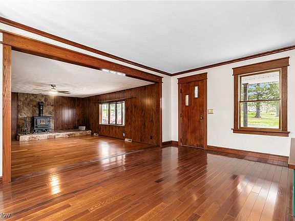 4th image of 3229 Nolan Rd