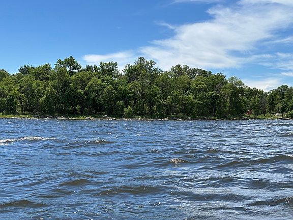 4th image of 06-3642-000 Little Oak Northwest Angle Unorg Ter