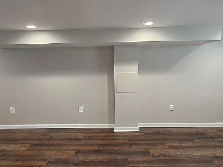 7047 Mardel Ave — Photo 30