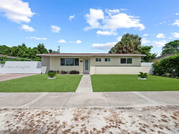 2345 NW 182nd Ter, Miami Gardens, FL 33056