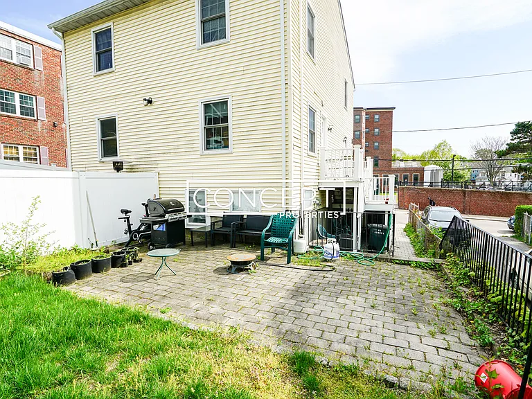 65 Bynner St — Photo 18