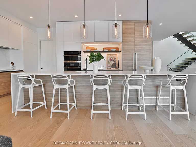 70 Upper Mount Albion Rd — Photo 12