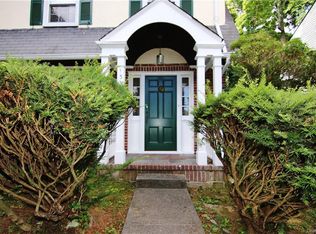 131 Augustine Rd, White Plains, NY 10603