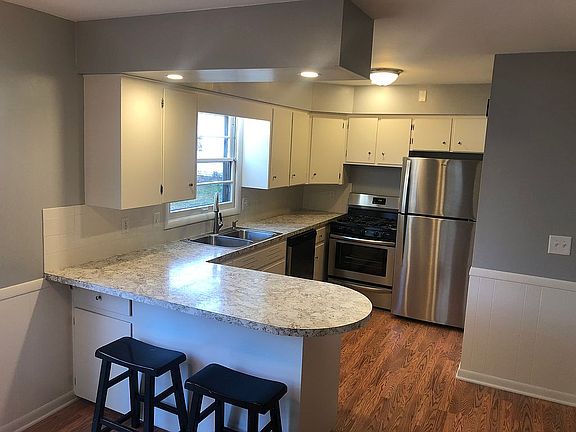 5th image of 1504 Rossman Ave SE