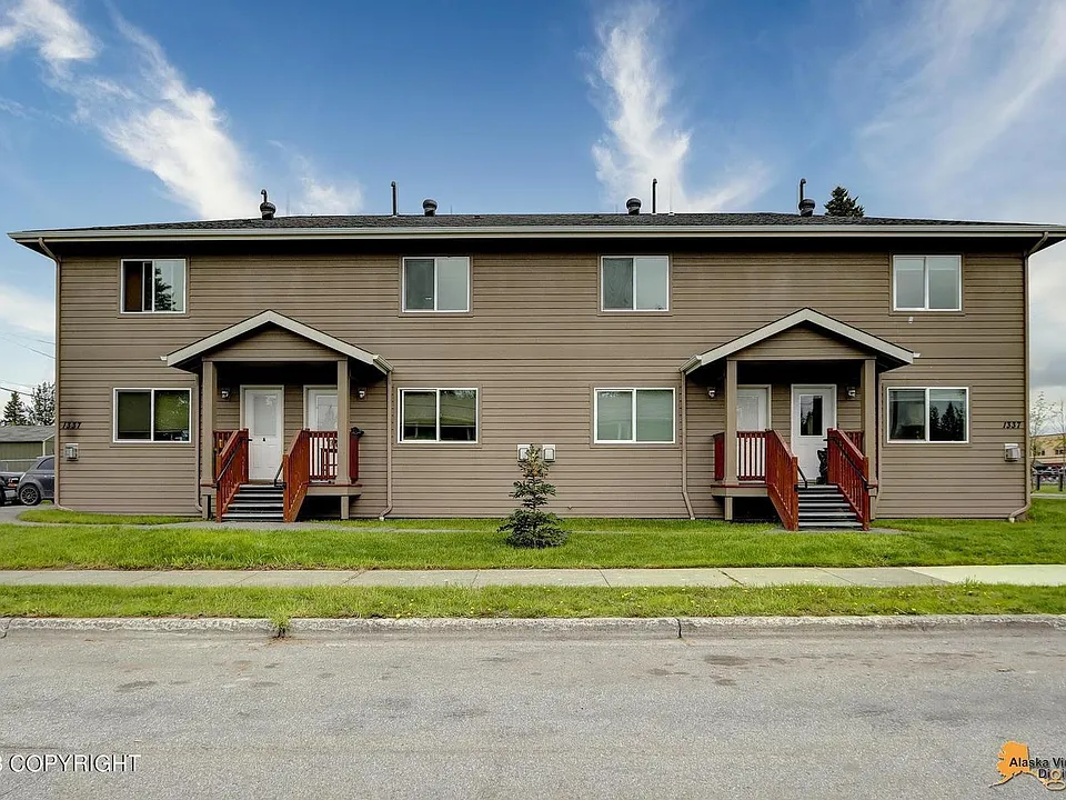 1337 E 14th Ave #C