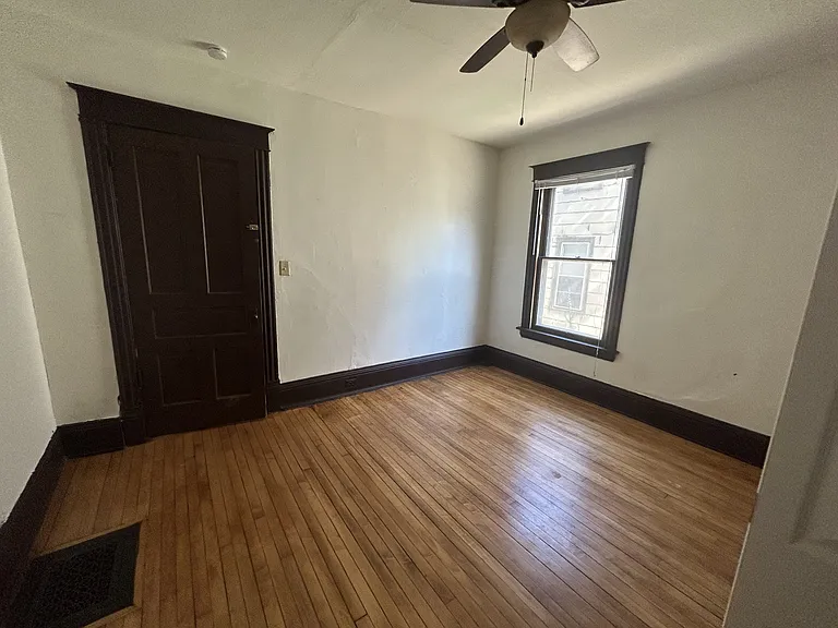 118 S Blair St #1 — Photo 21