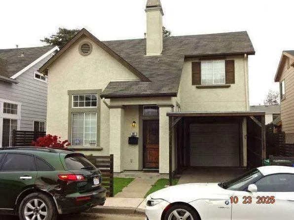 991 Village Cir, Oakland, CA 94607