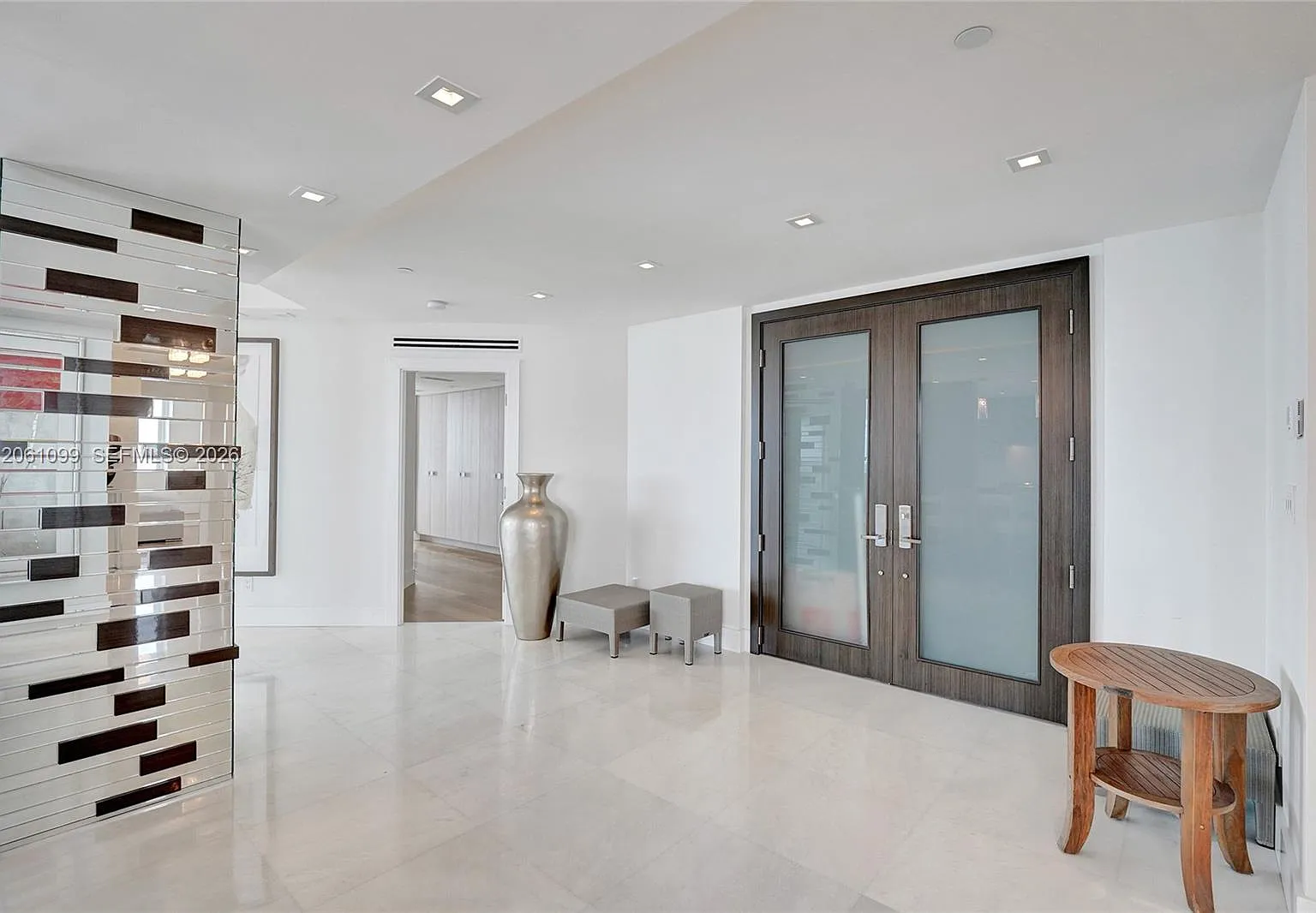 Acqualina Ocean Residence — Photo 4