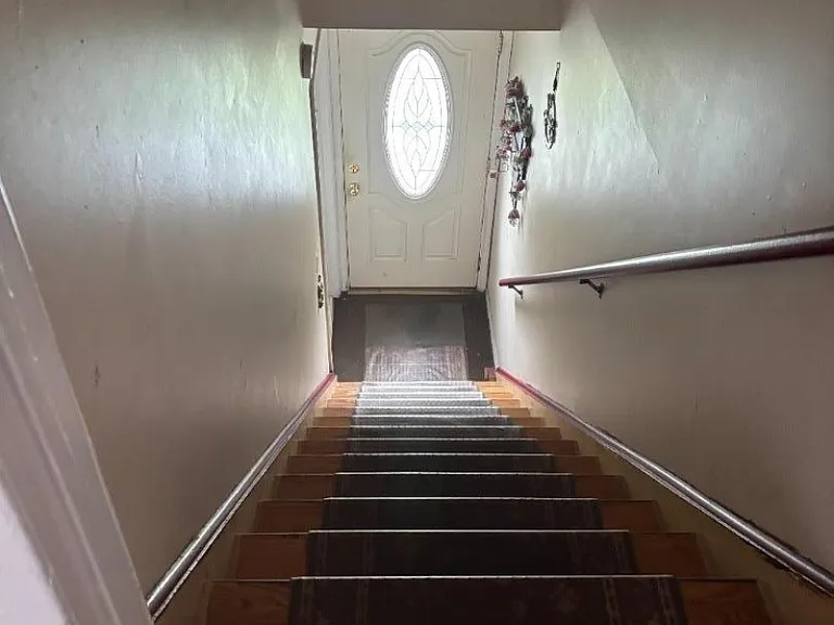 153 Martha Ave #2 — Photo 27