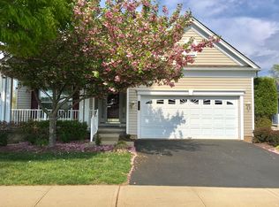 486 Crossfields Ln, Somerset, NJ 08873