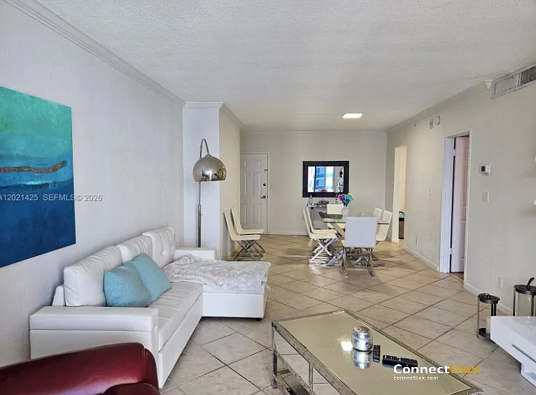 2501 S Ocean Dr — Photo 9