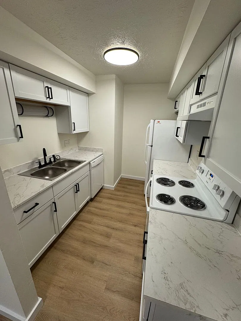 Ironwood Apartments — Photo 4