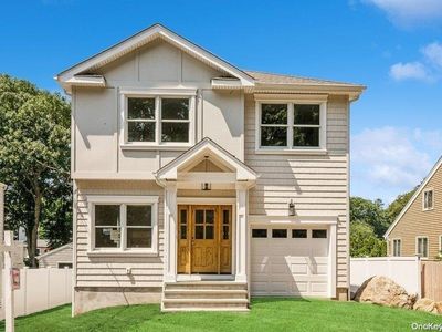 82 Summit Drive, Huntington, NY, 11743