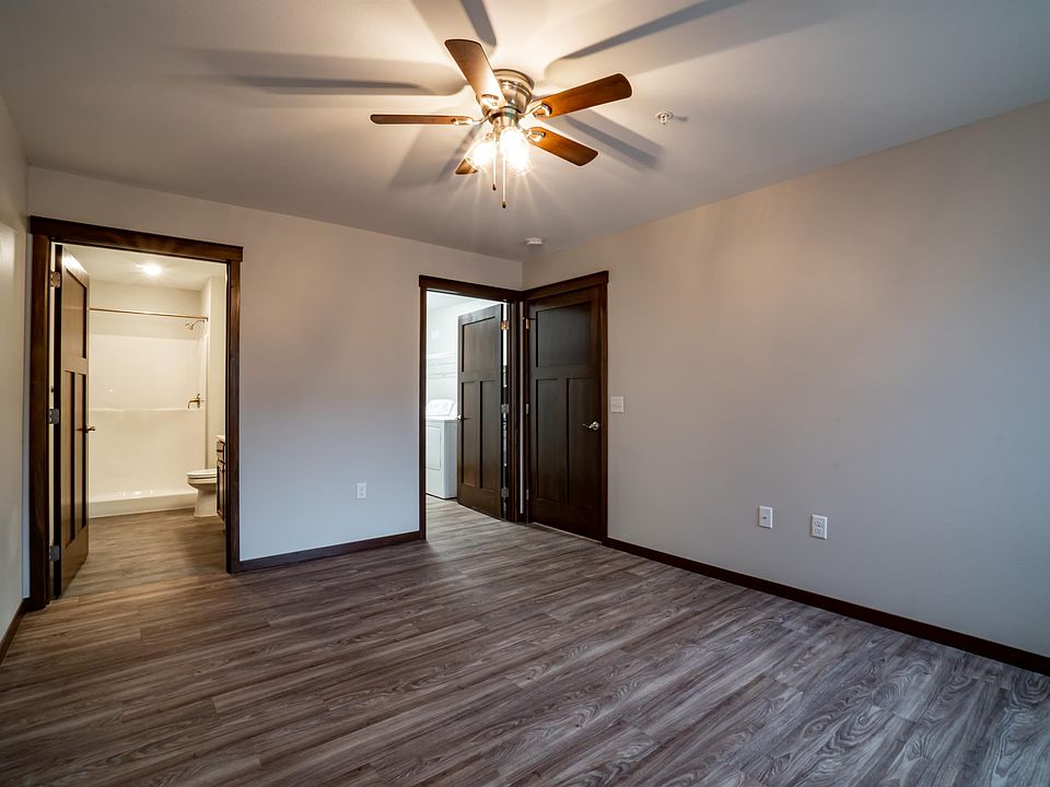 NiagaraSR 227 Independence Dr Elk Mound WI Zillow