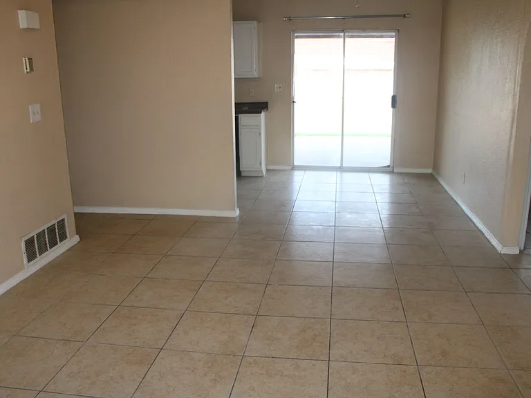 11500 Bob Mitchell Dr — Photo 3
