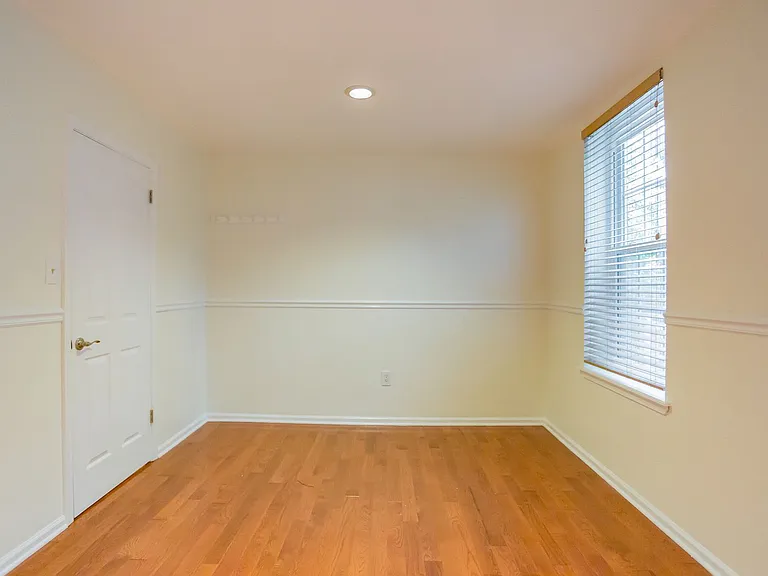 626 S Clifton St — Photo 7