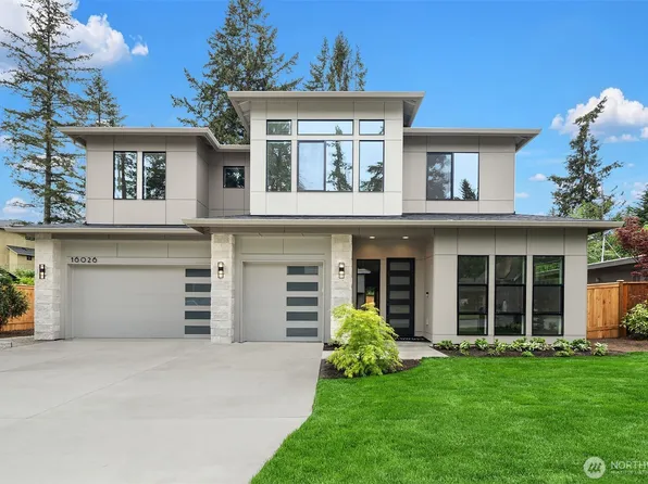 16026 Main Street, Bellevue, WA 98008