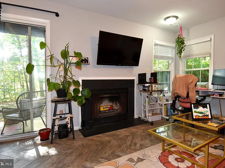 11100 Beaver Trail Ct — Photo 15