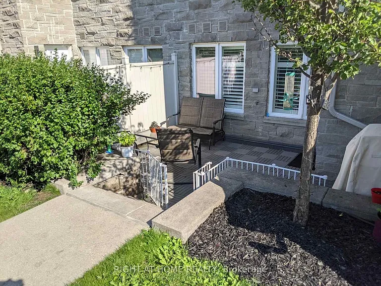 5 Richgrove Dr E #104 — Photo 5