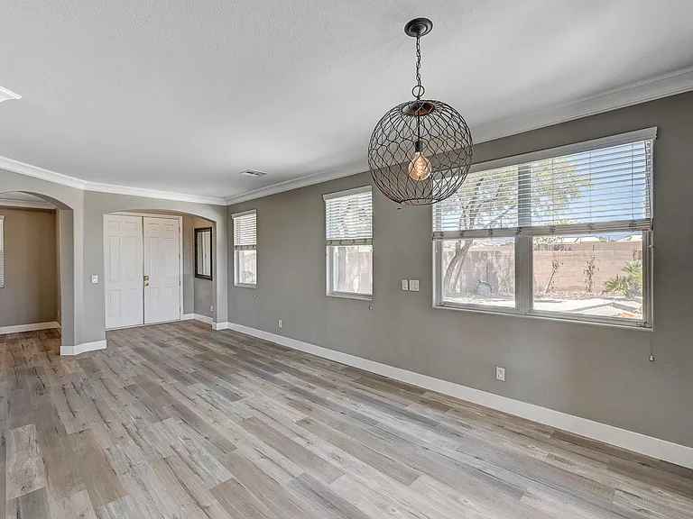 9610 Hawk Cliff Ave10_06012026