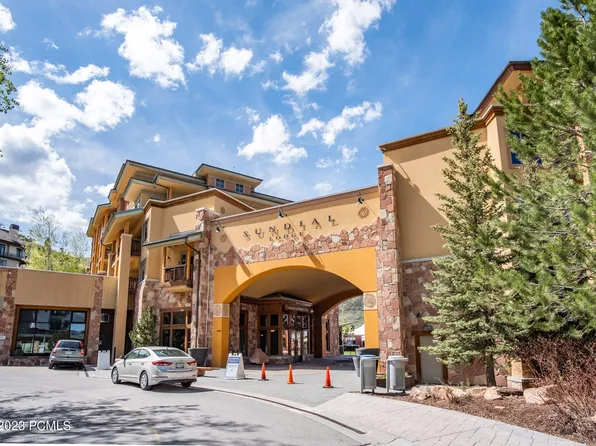 3720 Sundial Ct #B214, Park City, UT 84098