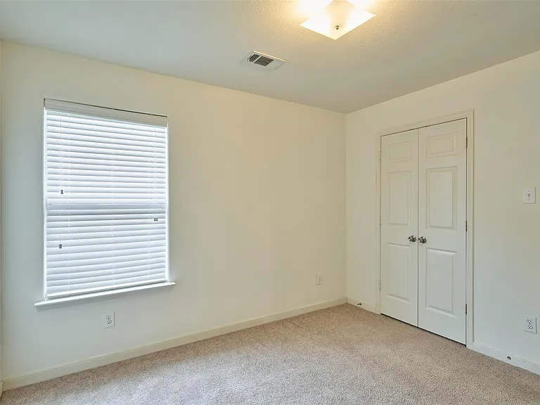 4243 Medina River Loop — Photo 30