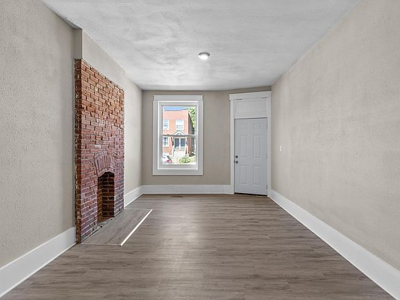 2nd image of 3226 Pennsylvania Ave #1F