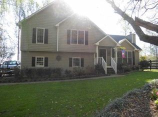 416 Hunters Ct, Ball Ground, GA 30107