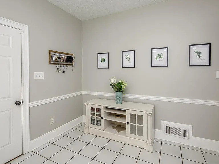 1740 Wilsons Crossing Dr — Photo 14