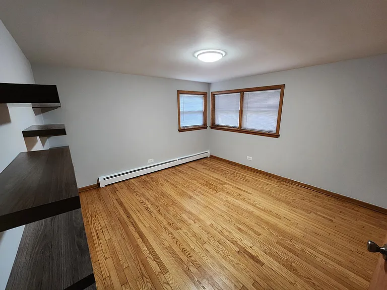 4420 N Winchester Ave #GW — Photo 4