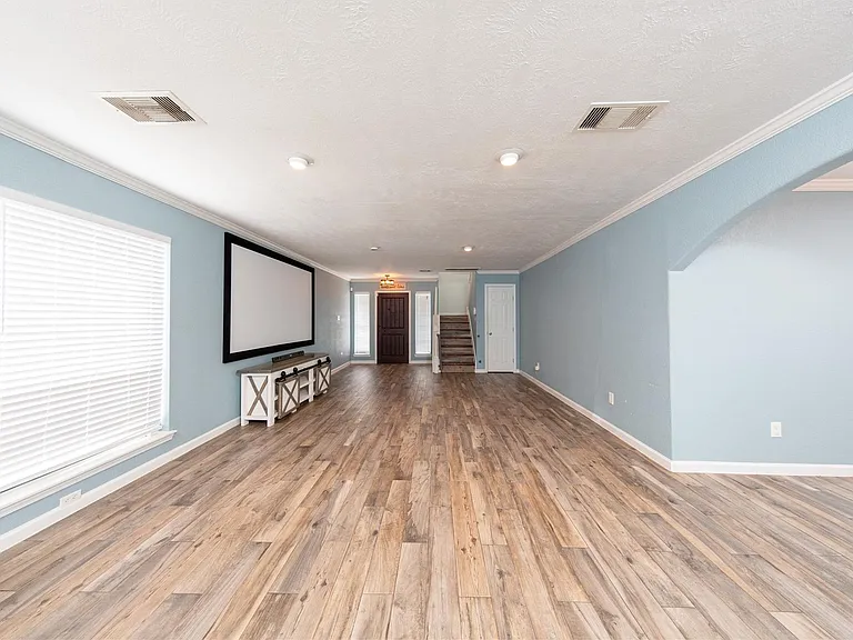 11003 Kirkmead Dr — Photo 4