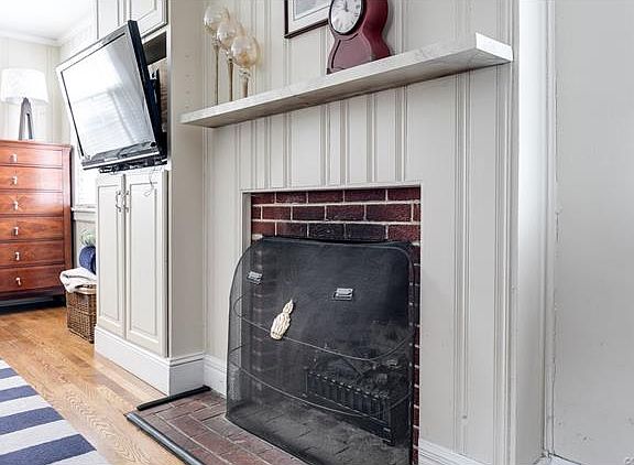 4th image of 4704 Park Ave